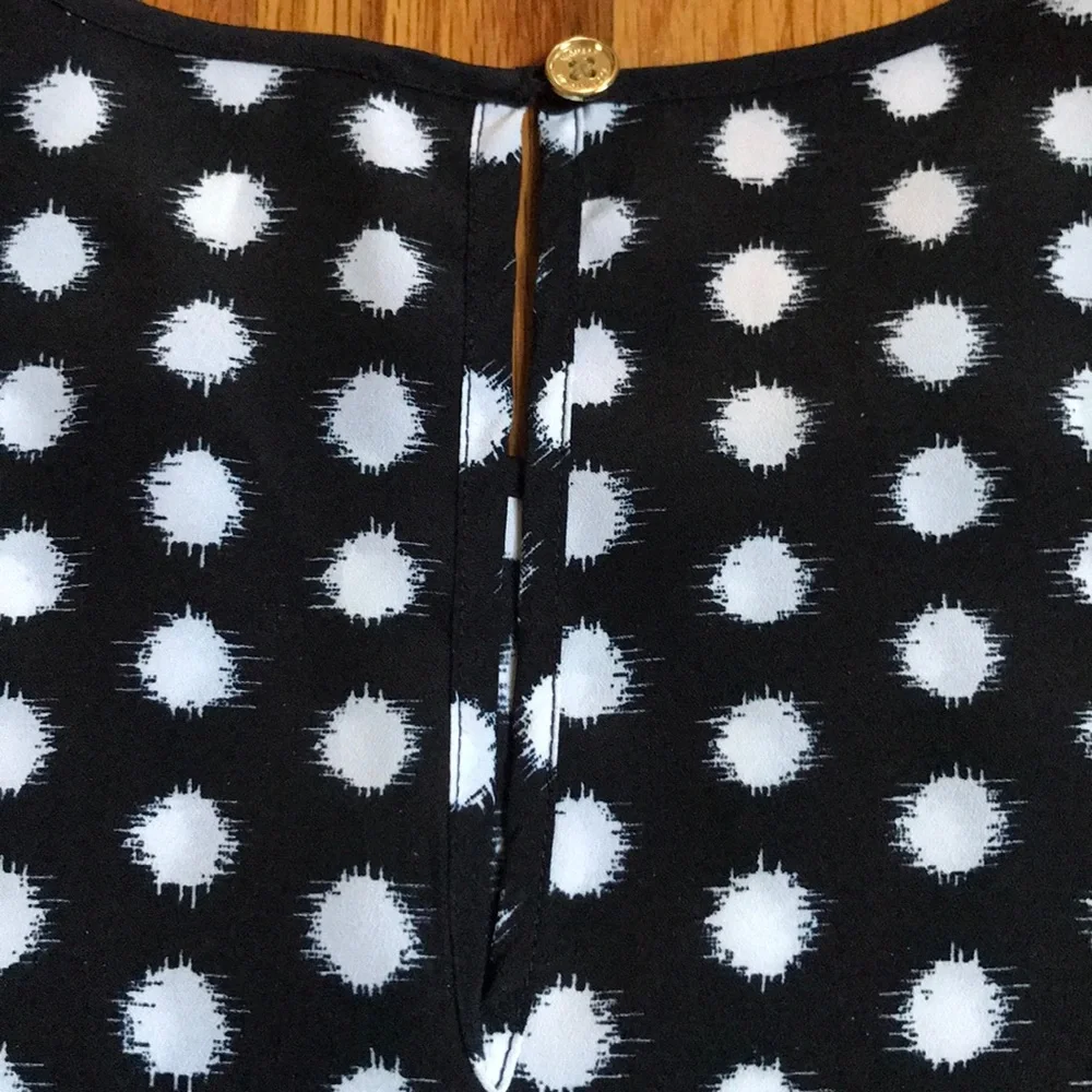 Michael Kors Navy & White Pleated Sleeveless Blouse XS Petite